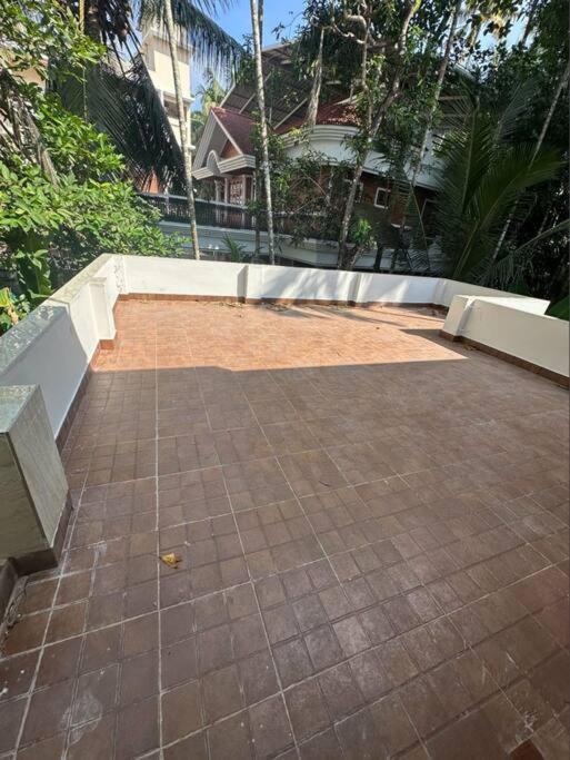Home At Guruvayur 2 Ac Room,1 Single Bed,Kitchen Exterior foto
